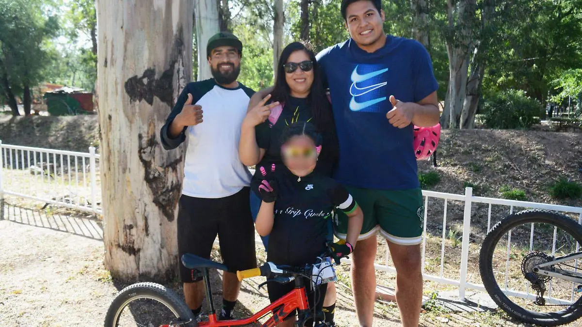 Todos son una gran tribu en el ciclismo