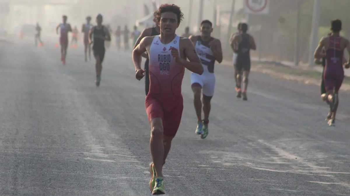 Eclipsa Durango el Macro Regional de Triatlón