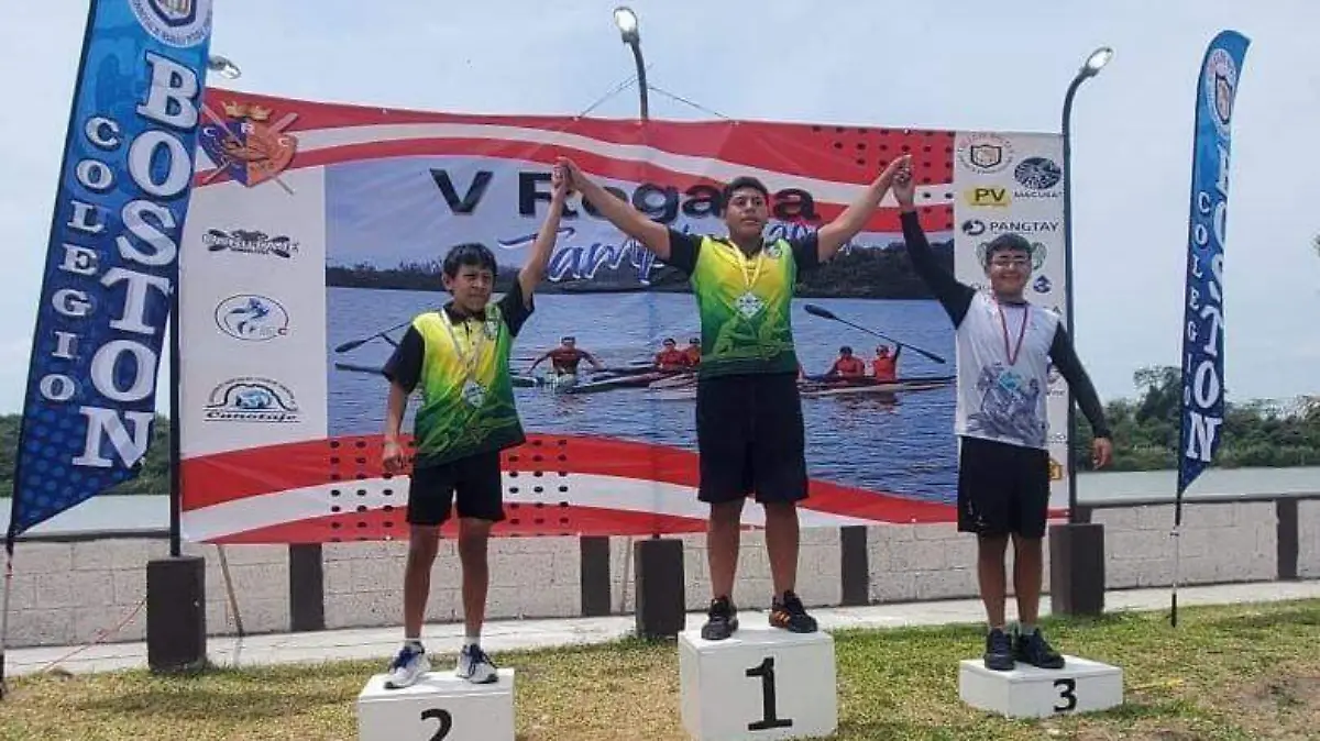 Canoístas duranguenses logran dos platas y dos bronces