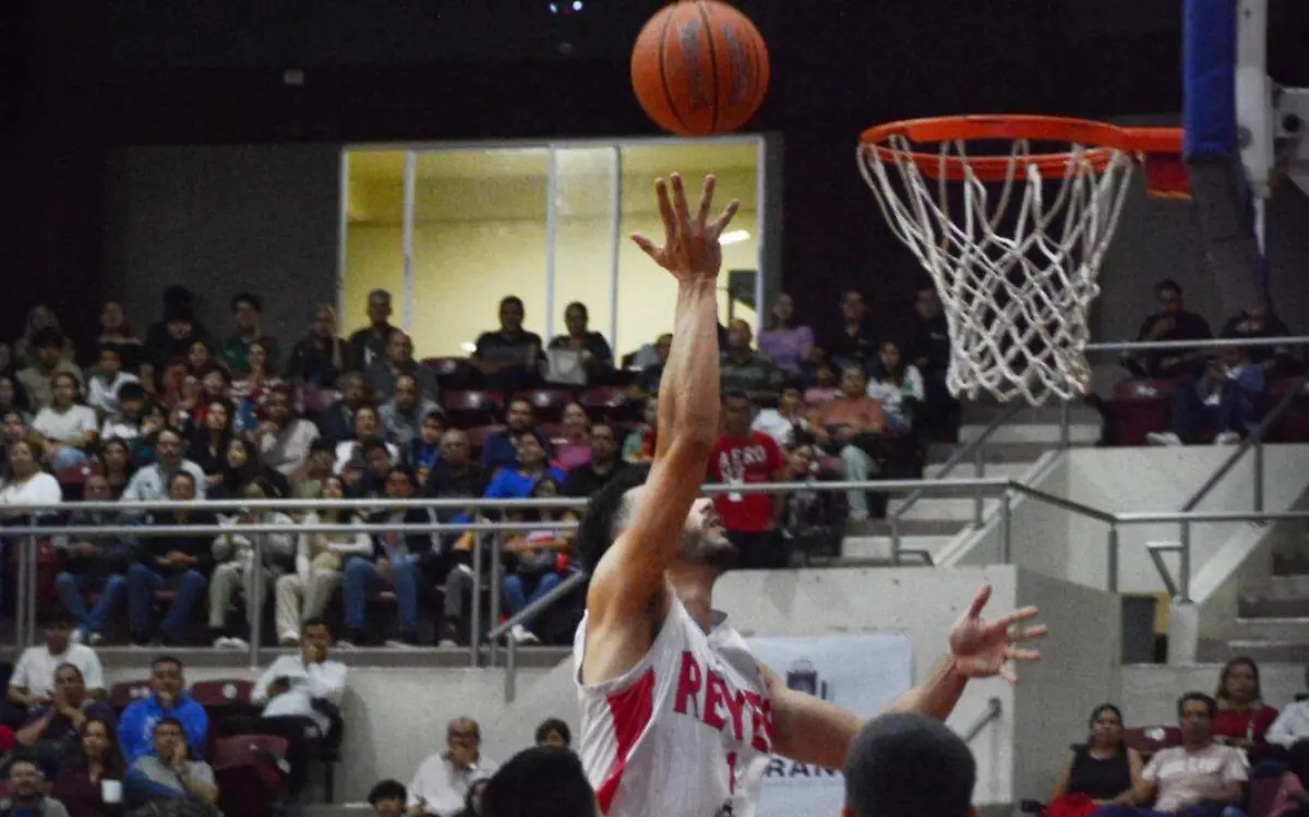 Reyes vs Pelicanos en playoffs