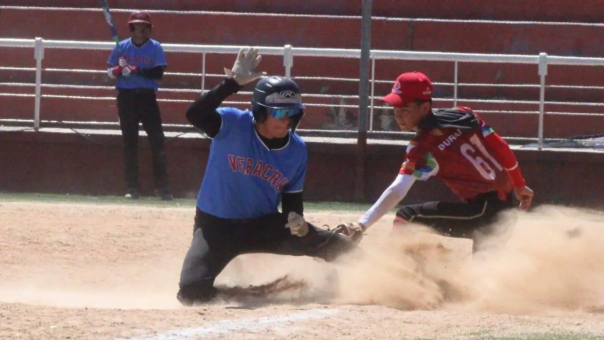 Softbol deja ir la medalla de bronce