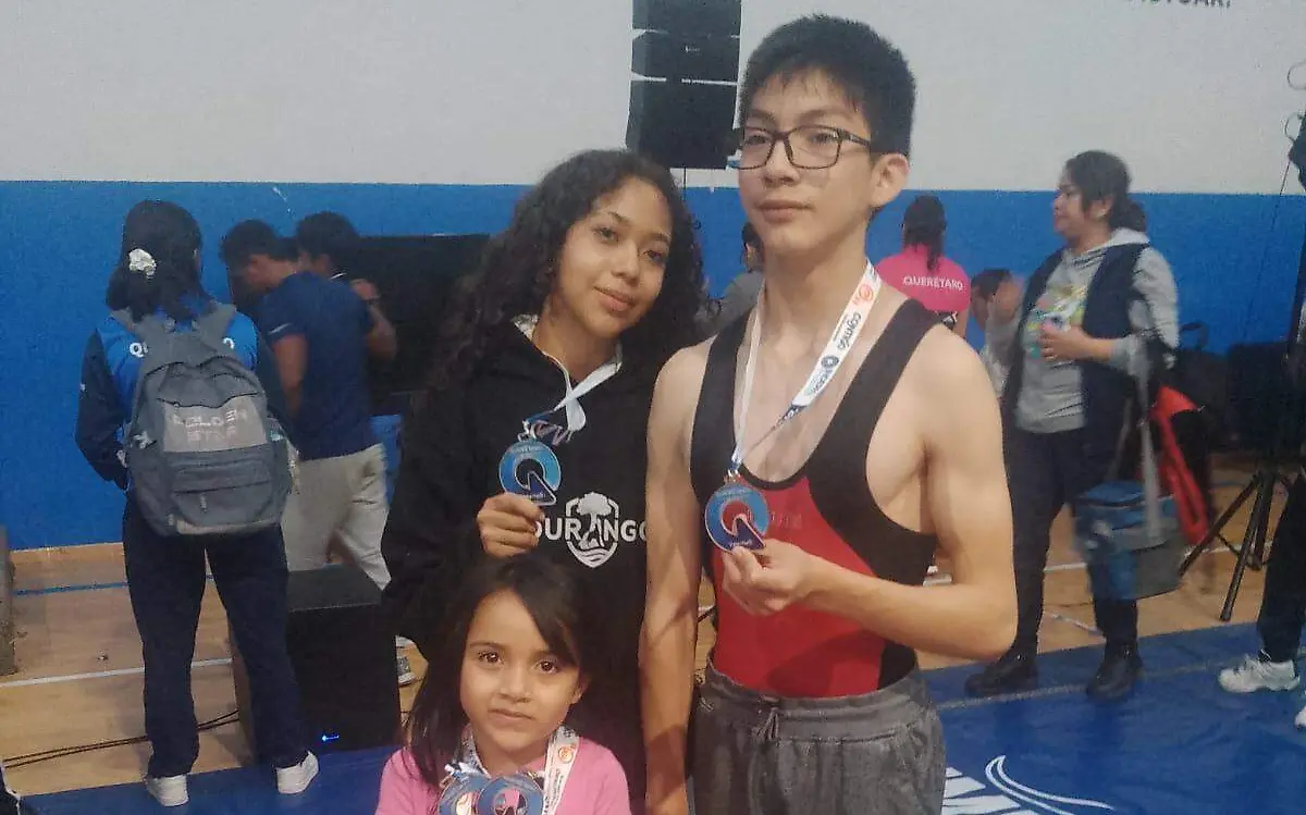 3 de oro, 7 de plata y 6 de bronce para Durango en luchas asociadas