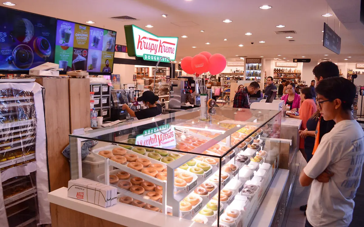 Emociona llegada de Krispy Kreme a Durango