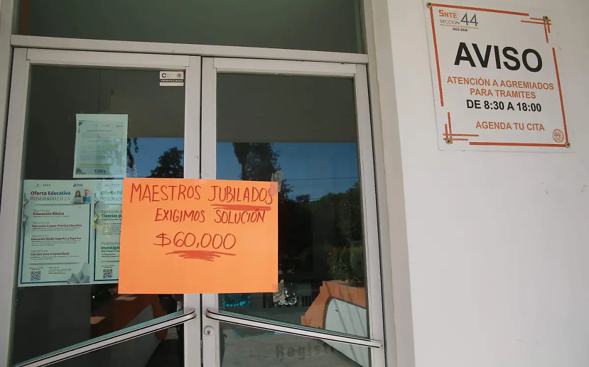 Docentes denunciarán al líder del SNTE Sección 44 de no pagar el seguro de retiro