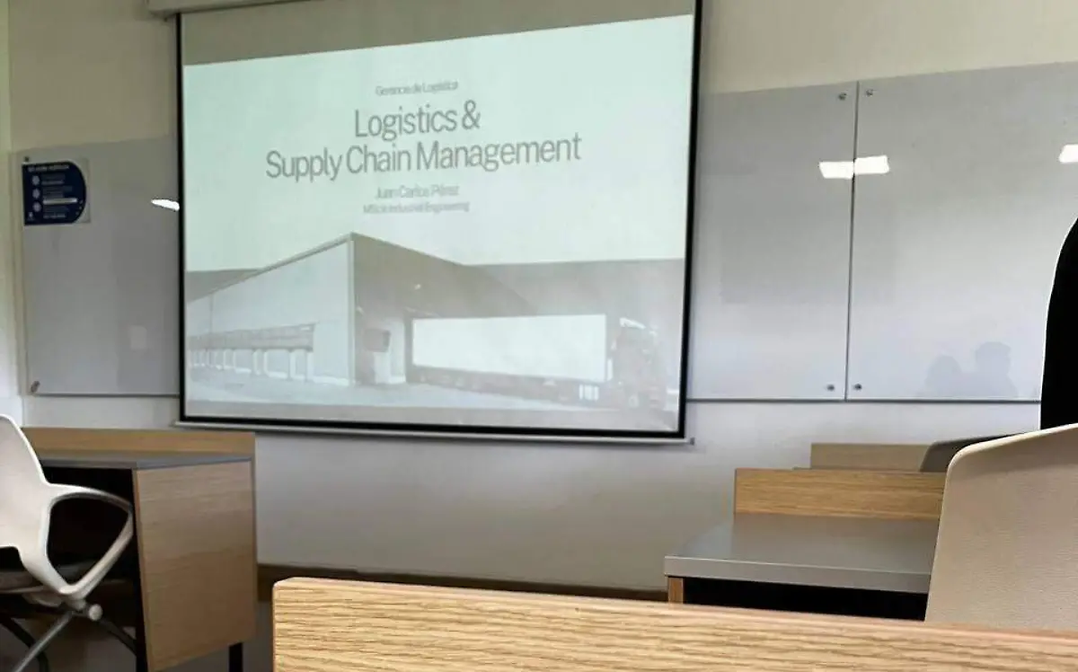 Impulsan a jóvenes a prepararse a nivel internacional