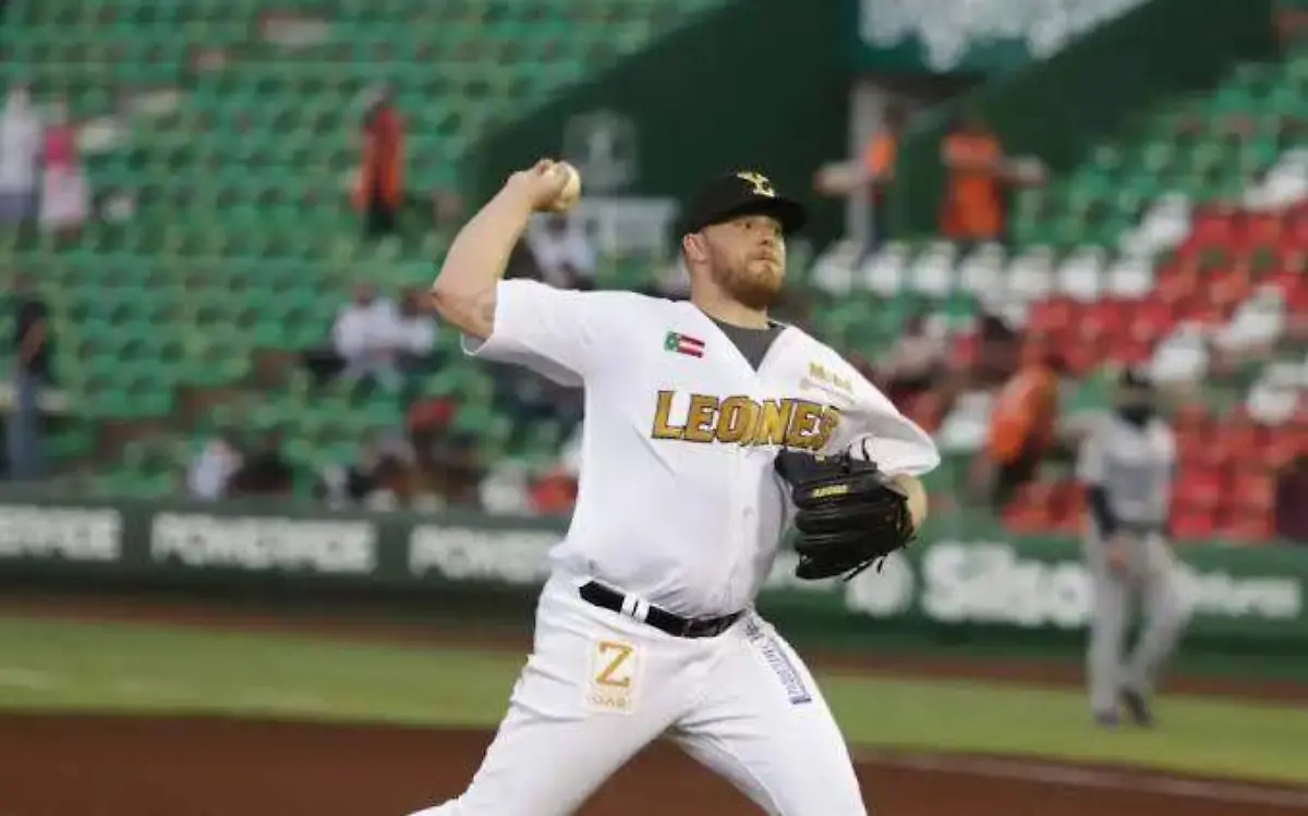 Jake Thompson se une a Caliente de Durango