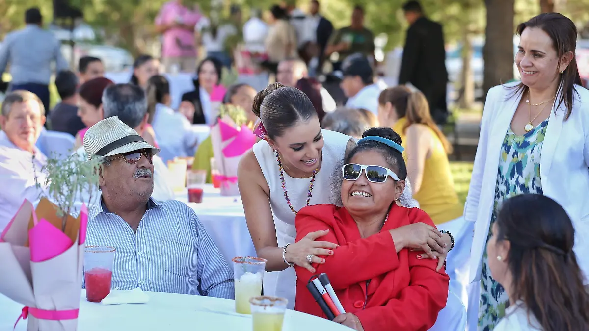 DIF Estatal otorga actas de nacimiento en sistema braille