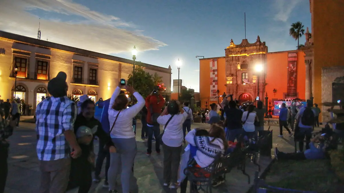 Comercio local aumenta en un 80% sus ventas por el eclipse total de sol