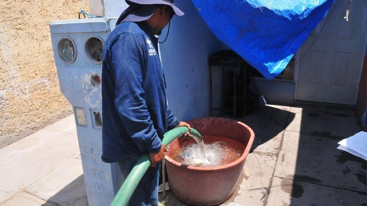 Sideapa resuelve problemática de suministro de agua en Ampliación San Antonio