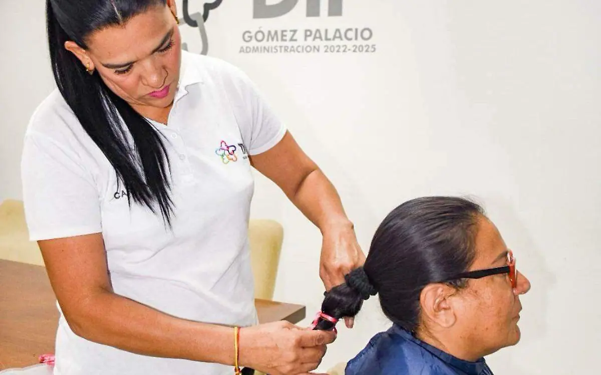Ofrece DIF Gómez Palacio pelucas oncológicas de forma gratuita