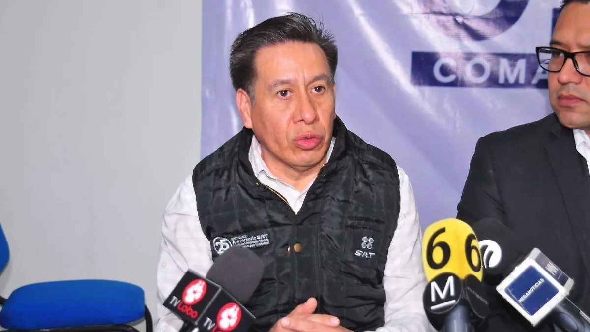 Signan colaboración entre el SAT y el CCE