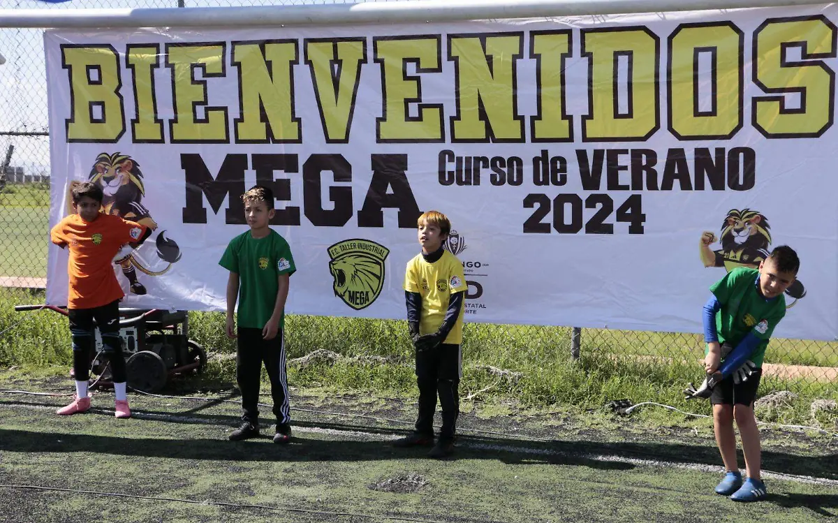 A ritmo de batucada inició el Mega curso infantil