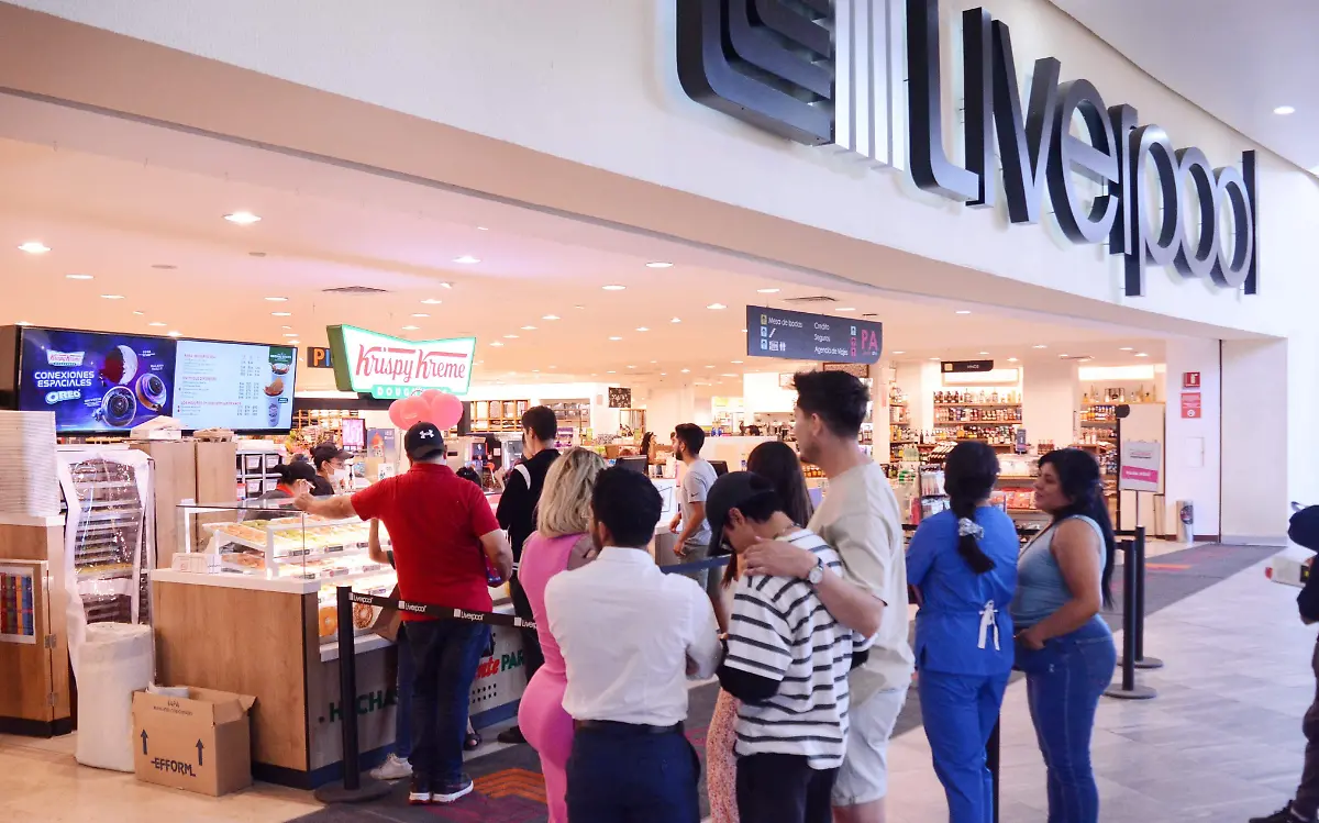 Emociona llegada de Krispy Kreme a Durango