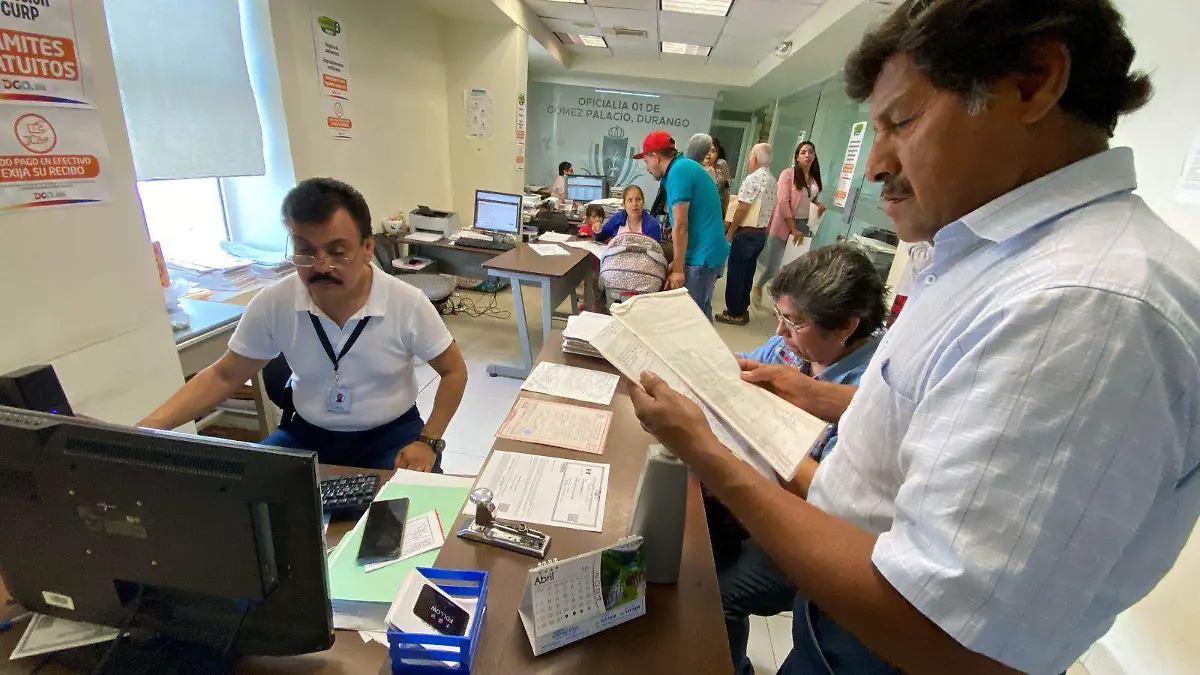 Es incrementa expedición de actas de nacimiento y matrimonios en La Laguna
