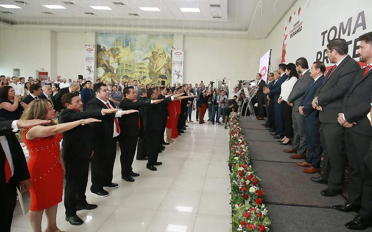 Rinde protesta nuevo presidente de la CMIC en Durango