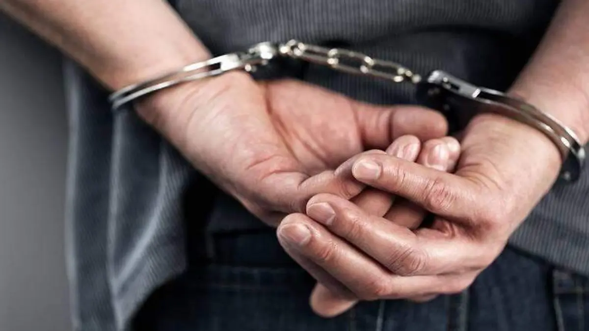 Detenido, arrestados