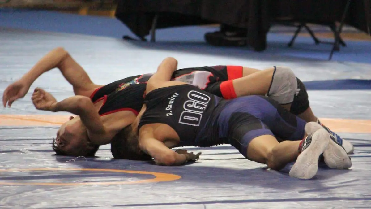 Mal día para Durango en luchas asociadas estilo libre