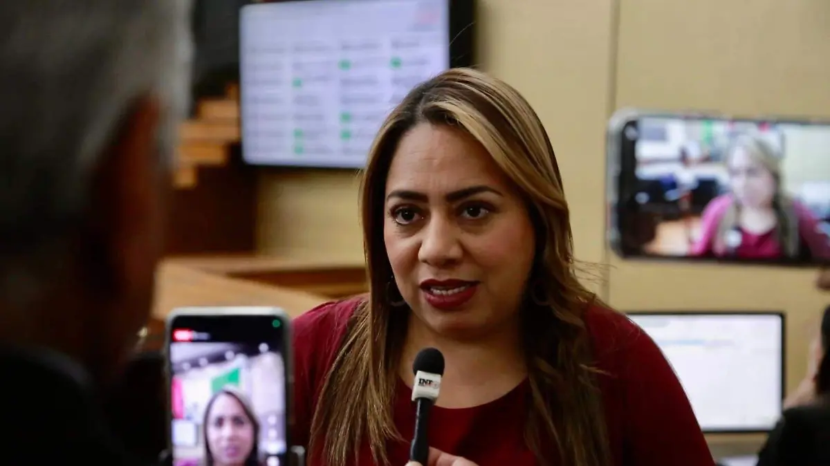 Plantea Sughey Torres que municipios pavimenten calles primarias