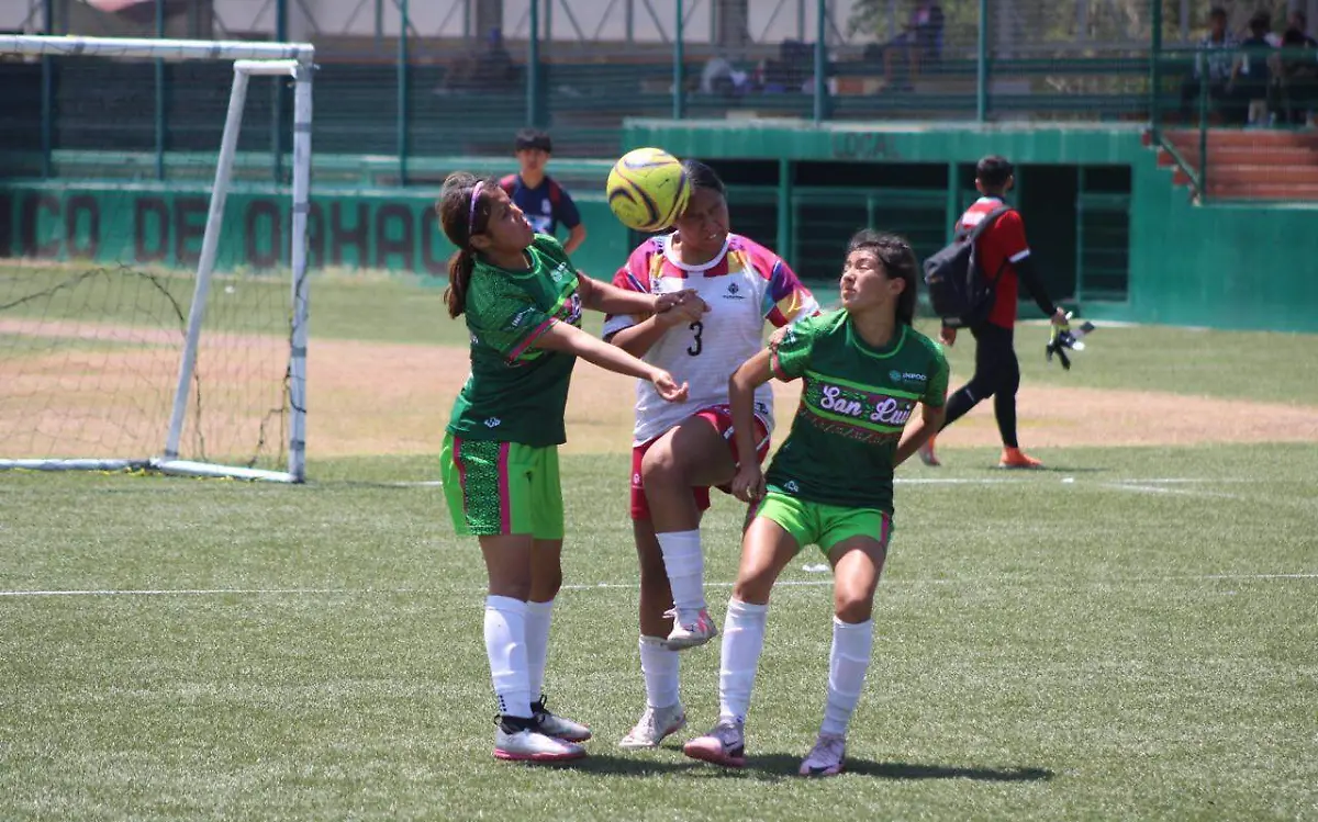 Futbol 6x6 de Durango peleará el bronce
