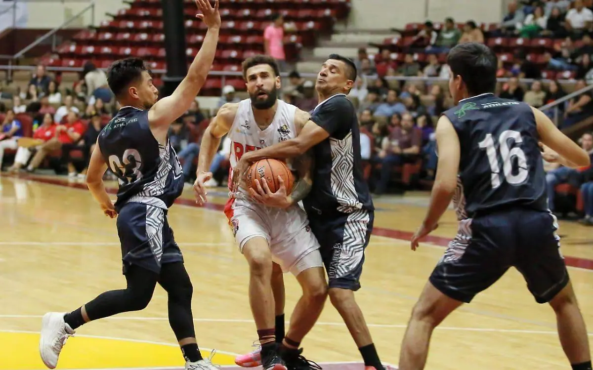 Reyes gana a Saltillo en el Castillo