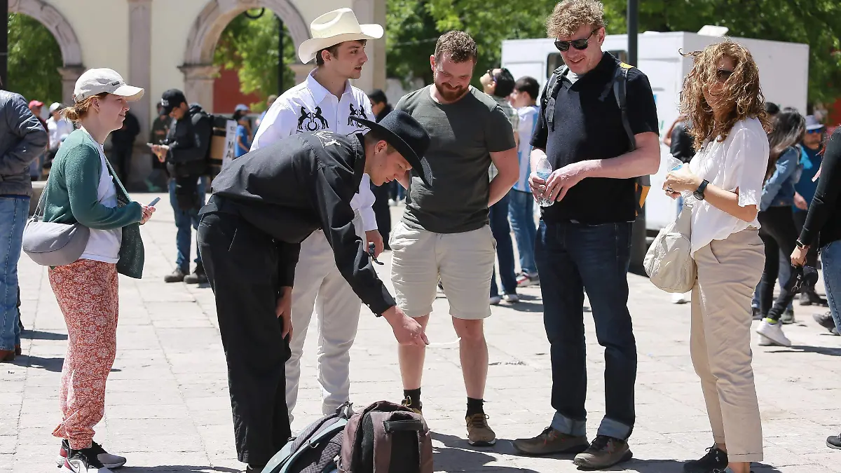 Comercio local aumenta en un 80% sus ventas por el eclipse total de sol