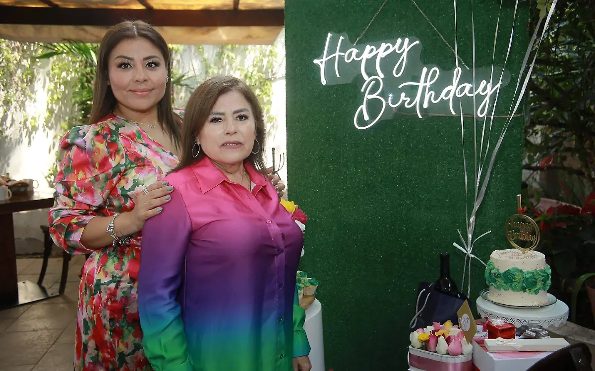 Feliz cumple de Lizett Mercado