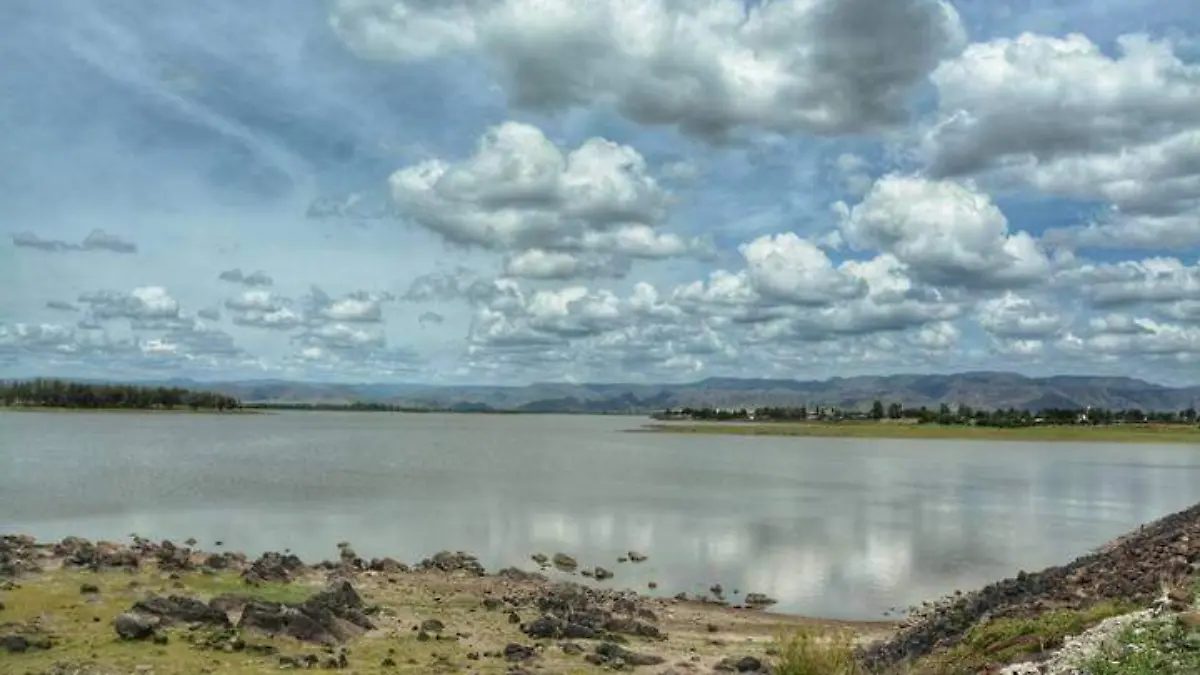 Presa Peña del Águila ubicada en la ciudad de Durango