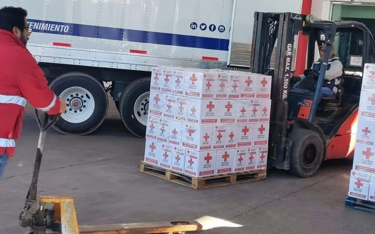 Salen de Durango rumbo a Guerrero 30 toneladas de ayuda