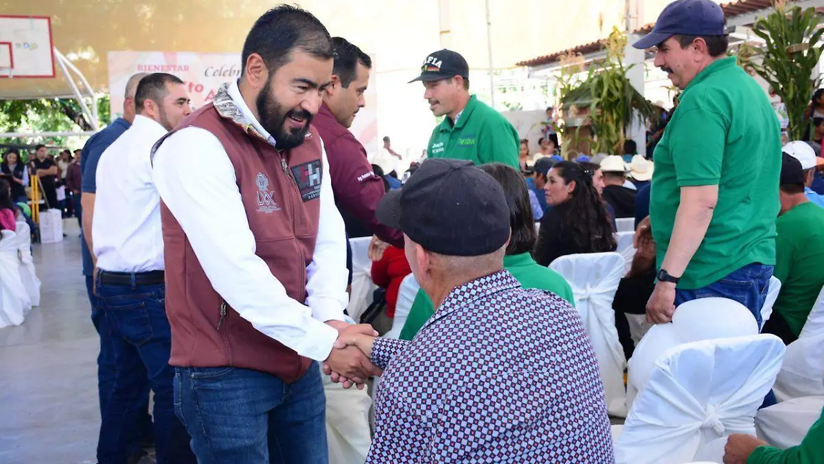 En Otáez, Héctor Herrera muestra que es un diputado de territorio