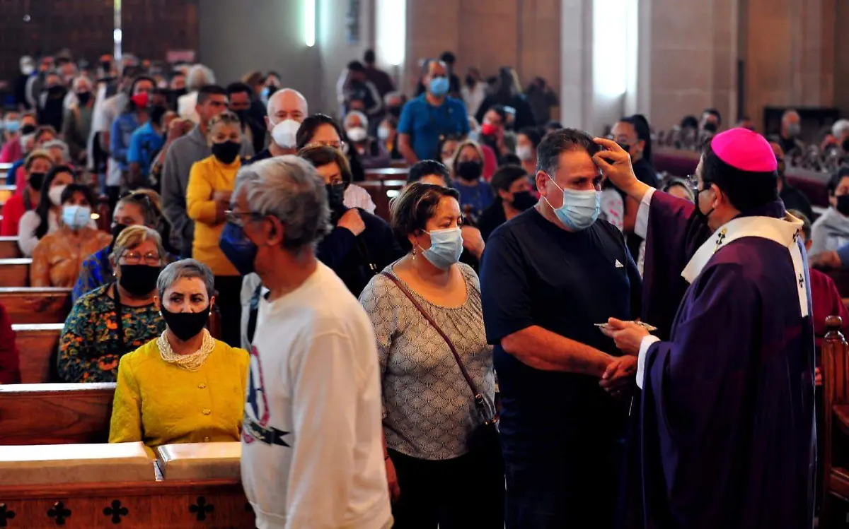 Arzobispo de Durango monseñor Faustino Armendáriz Jiménez