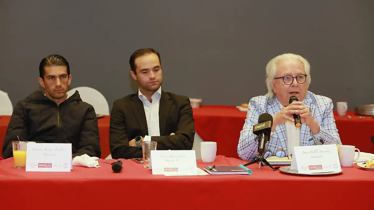 Corrida de Toros con un toque especial de Luces