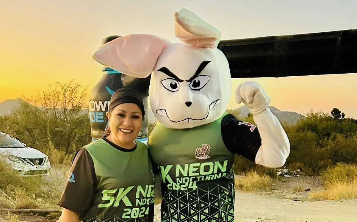 La rectora de la UPC, María de Lourdes Martínez Espinosa, dio banderazo de salida