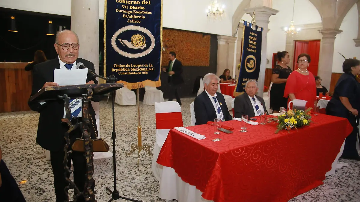 Éxito en la convención distrital del Club de Leones
