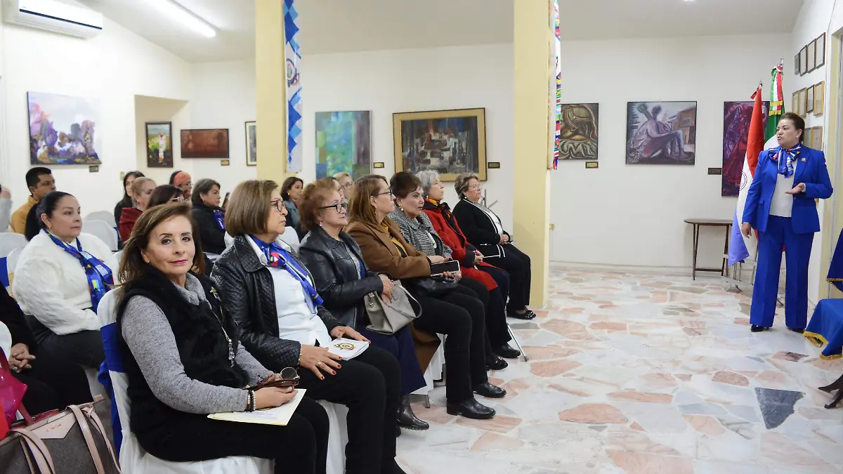 Mesa redonda panamericana de Durango homenajea a Paraguay