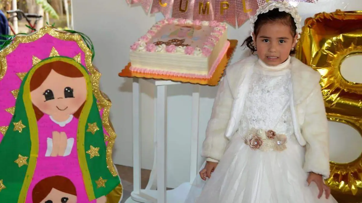 Doble celebración en el Bautizo de Karime