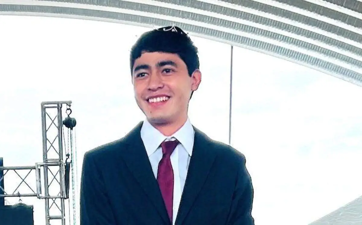 José Marcos Reza Galván en su última pasarela como Rey UPC