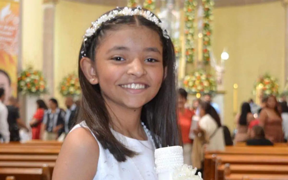 Misa de confirmación de las hermanas Carmona Reyes