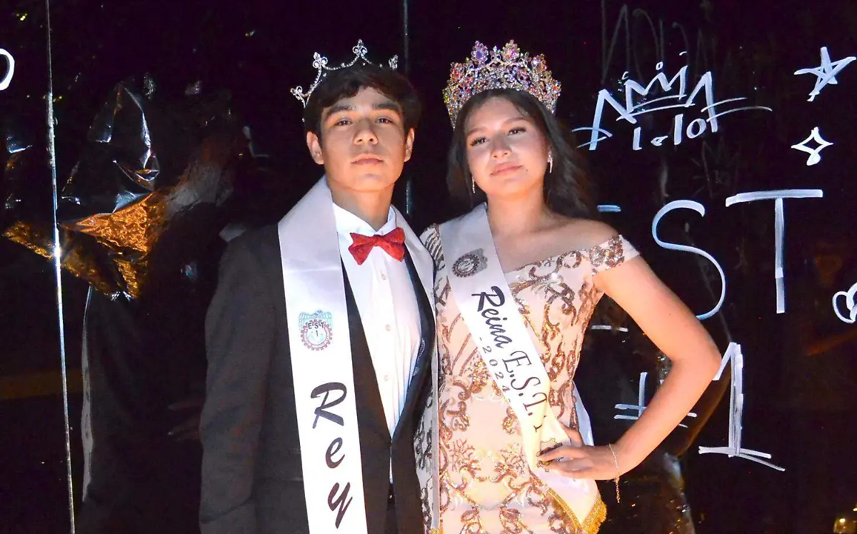 Noche de coronación en la EST Número 1