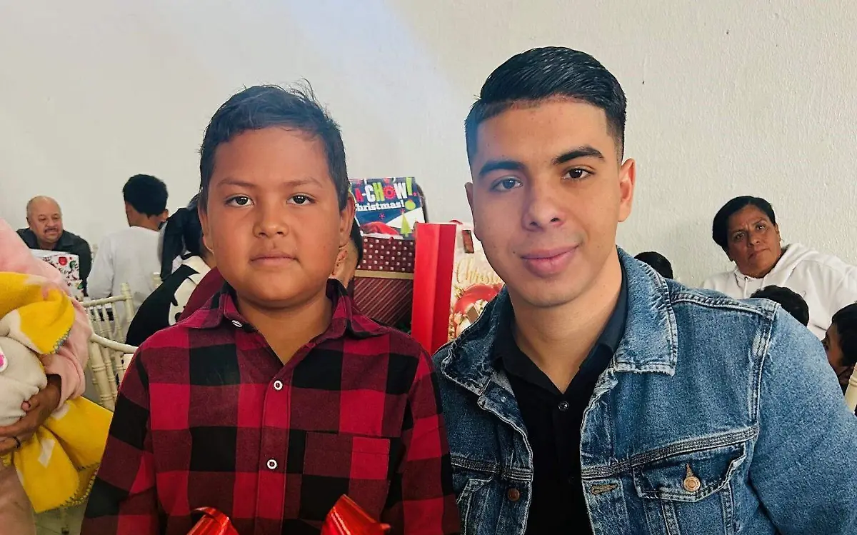 Marco Antonio Favela Hernandez en alegre convivio.