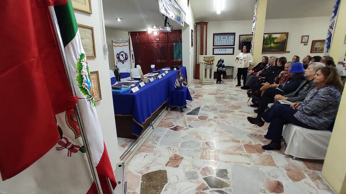 Mesa redonda Panamericana de Durango rinde homenaje a Perú