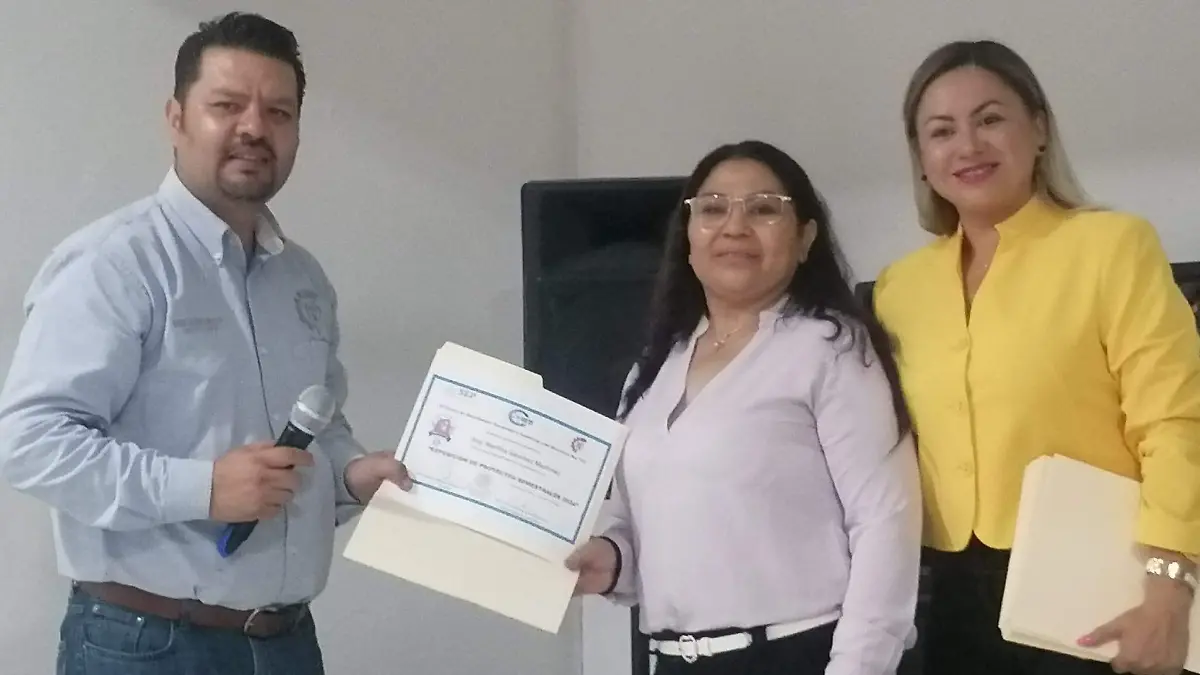 El Director del CBTIS 115