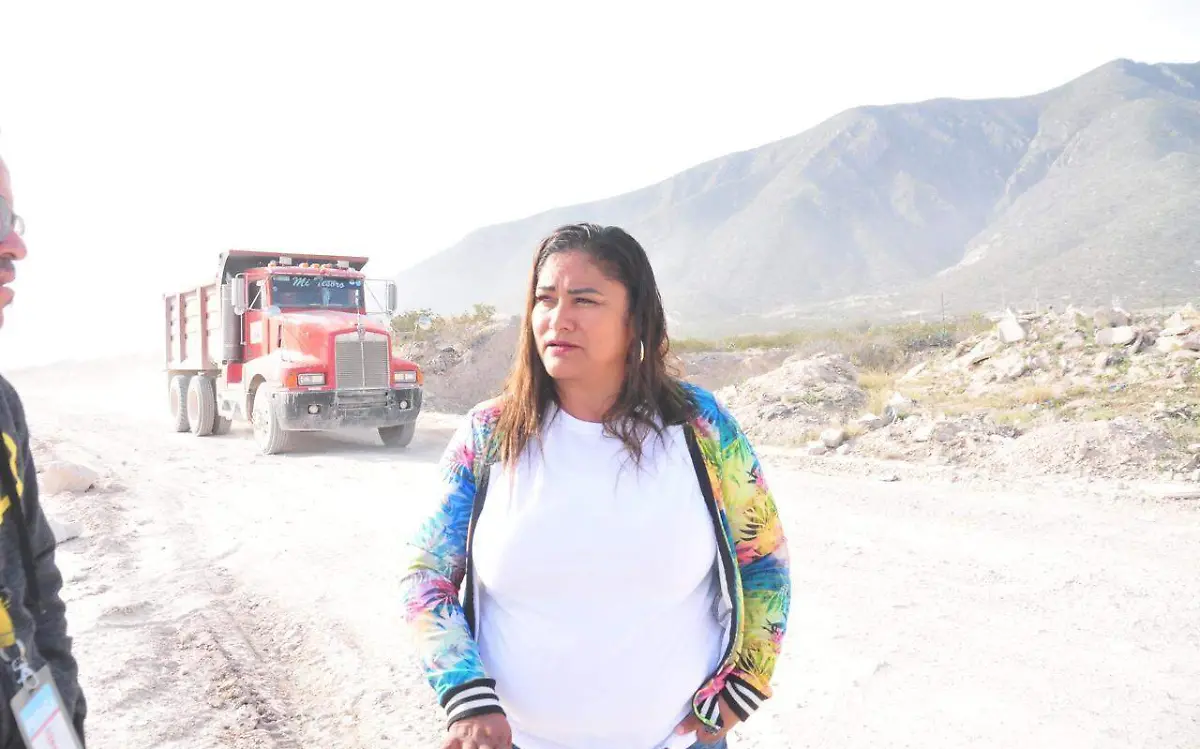 Pavimentación de caminos rurales terminarán con problemas añejos: Dolores Meza