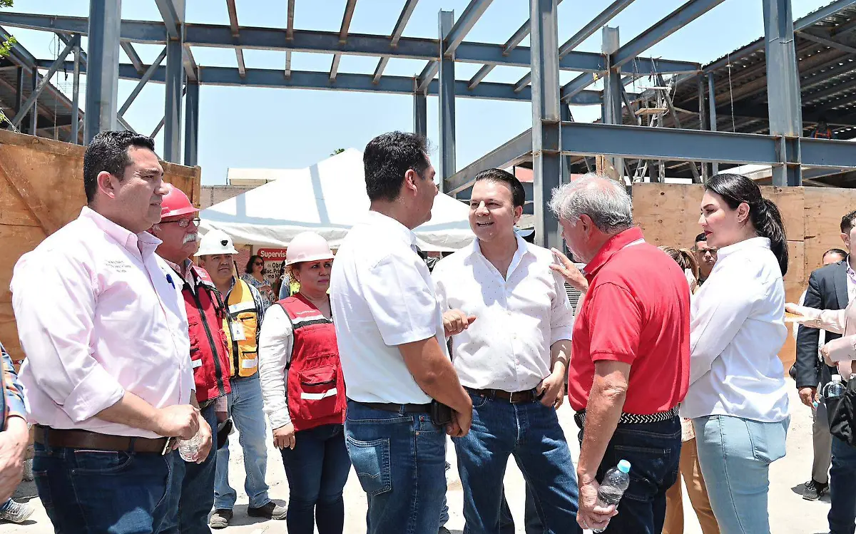 Avanza reconstrucción de primaria “Bruno Martínez” en Gómez Palacio, Durango