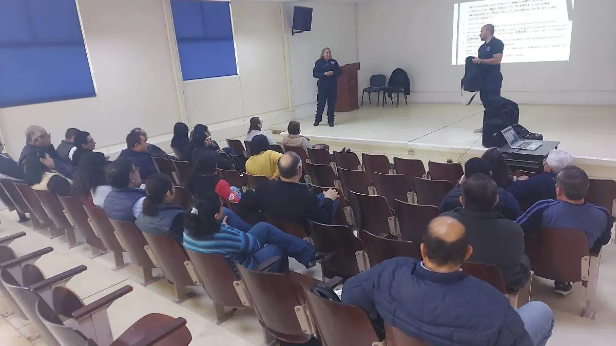 Imparte Seguridad Pública taller de “Prevención de Armas en Escuelas”