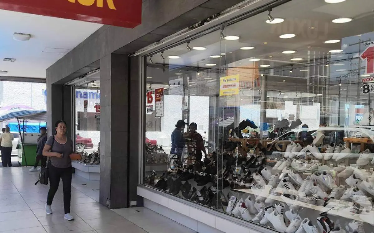 A horas de nochebuena aumentan las compras de pánico en Durango