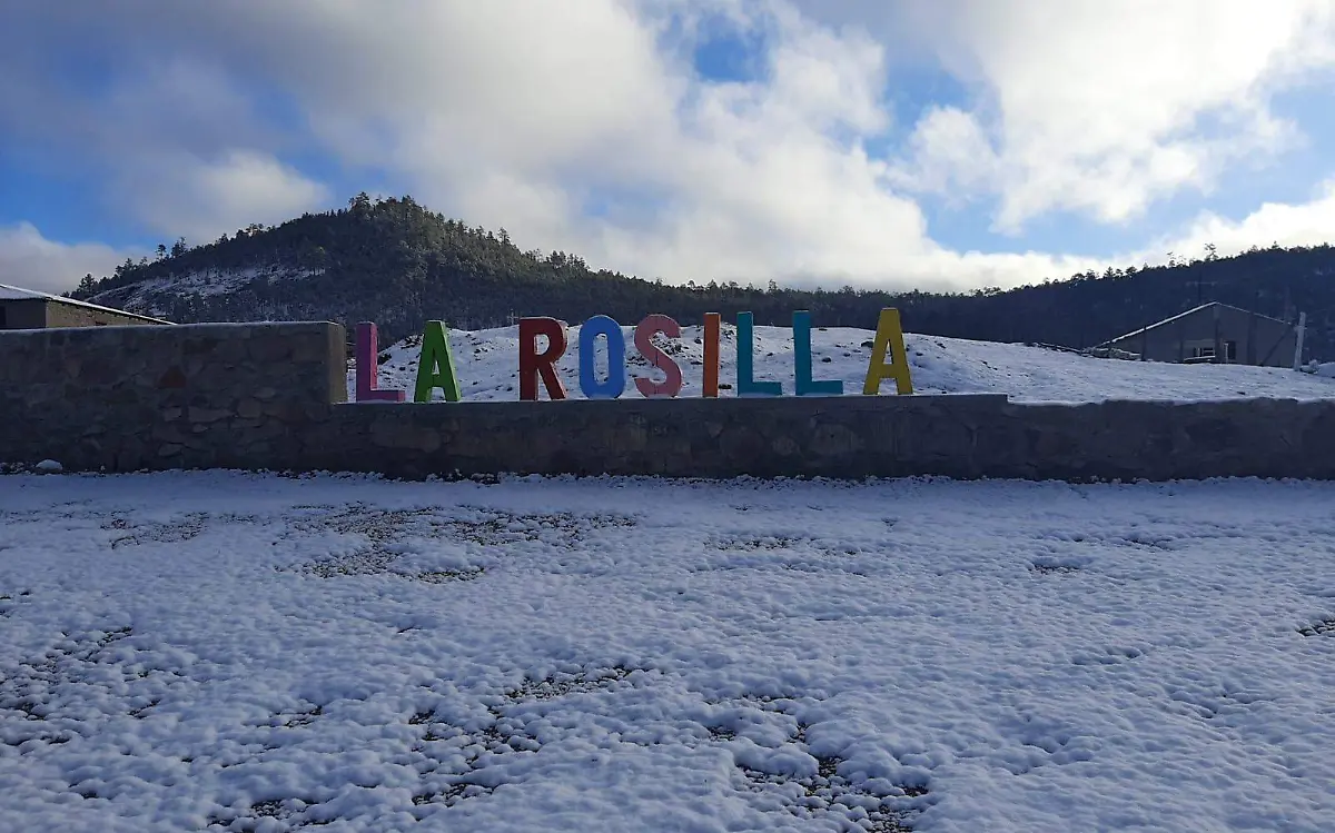 Guanaceví se pintó de blanco, amaneció a –8. 5 ° centígrados