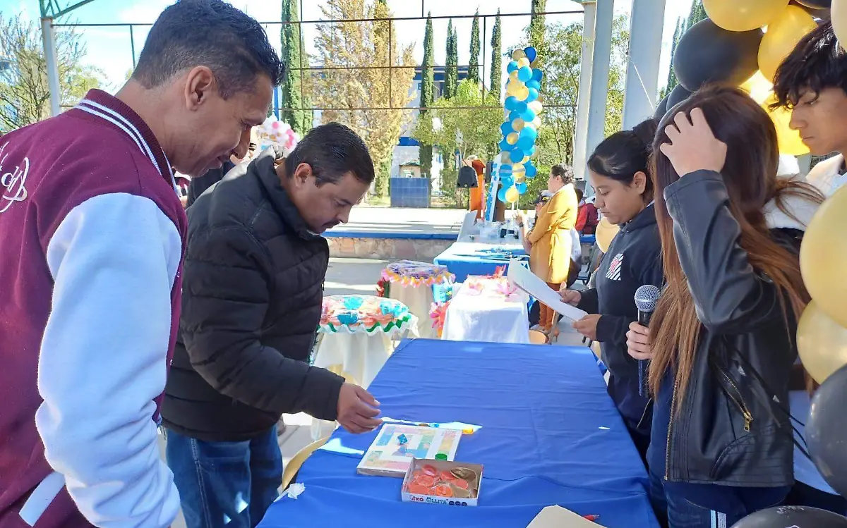 Presentan proyectos semestrales en el CBTis 115 de Cuencamé