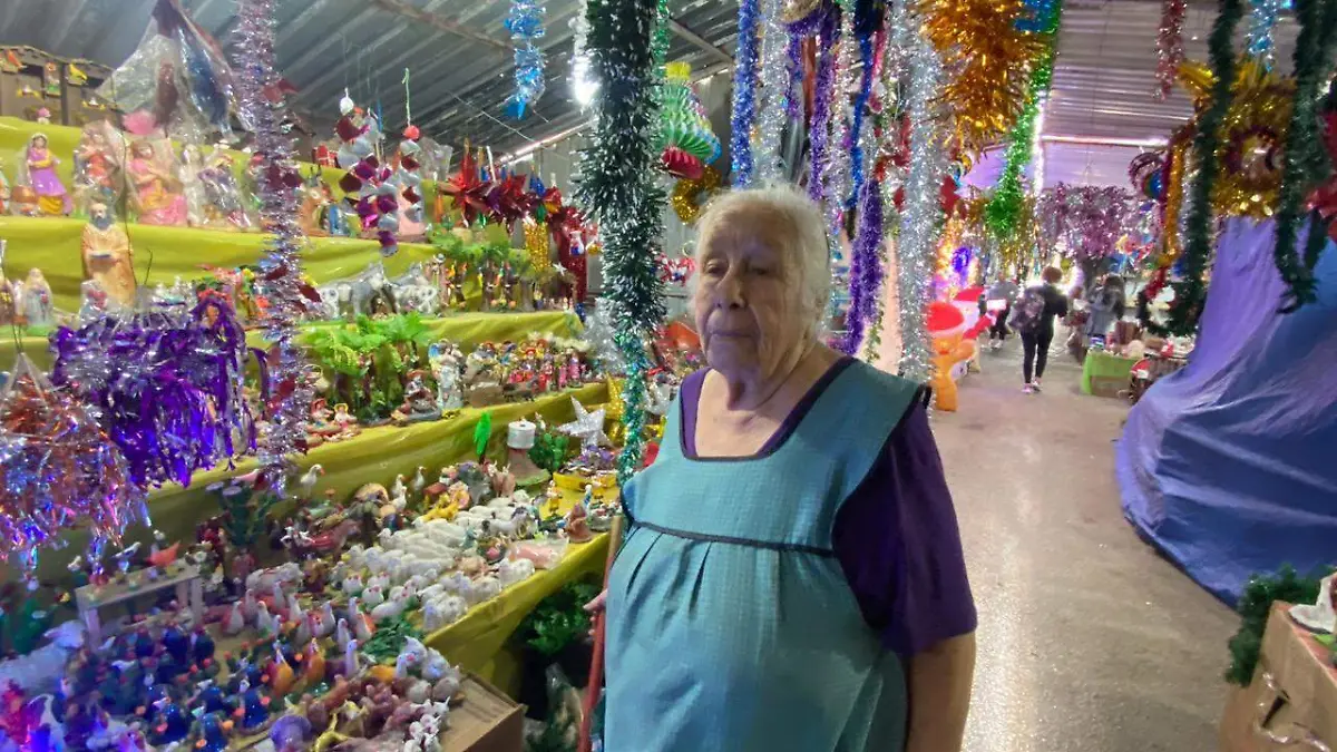 Comerciantes de Gómez Palacio esperan incremento de ventas en el Mercadito Navideño