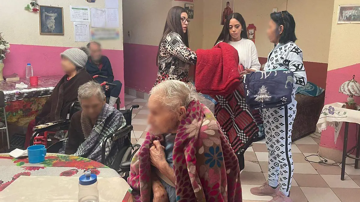 Instituto de discapacidad dona cobijas a estancia de Lerdo