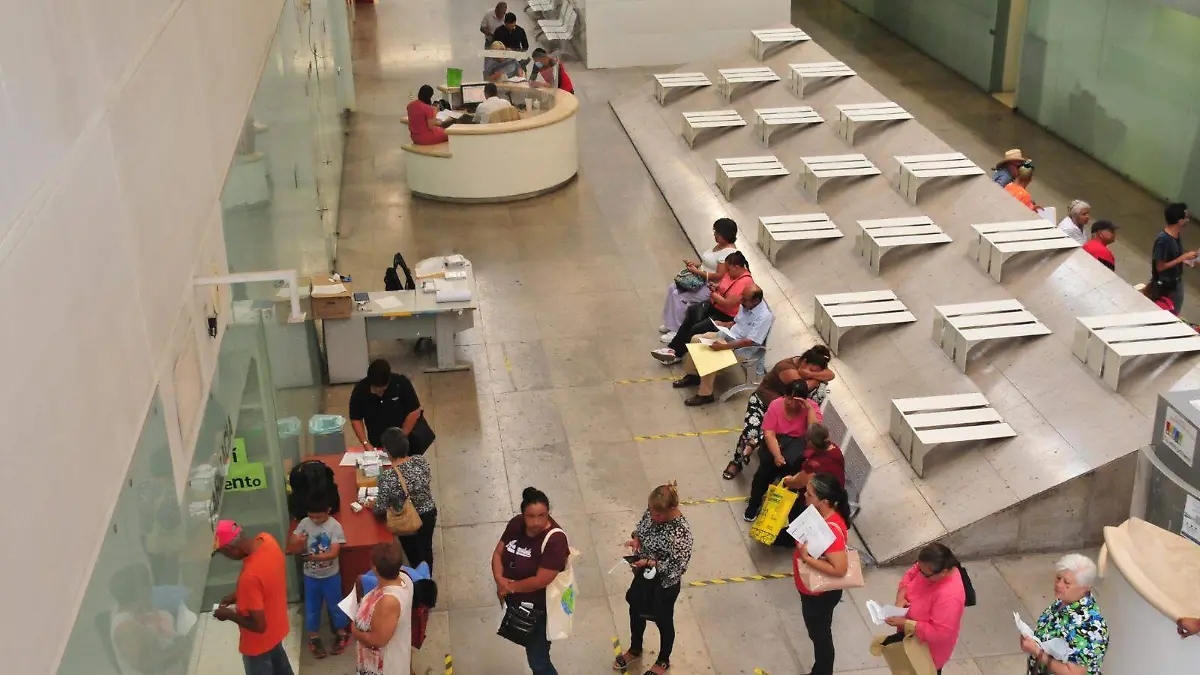 IMSS de Gómez Palacio no ha suspendido servicios tras falla en elevador